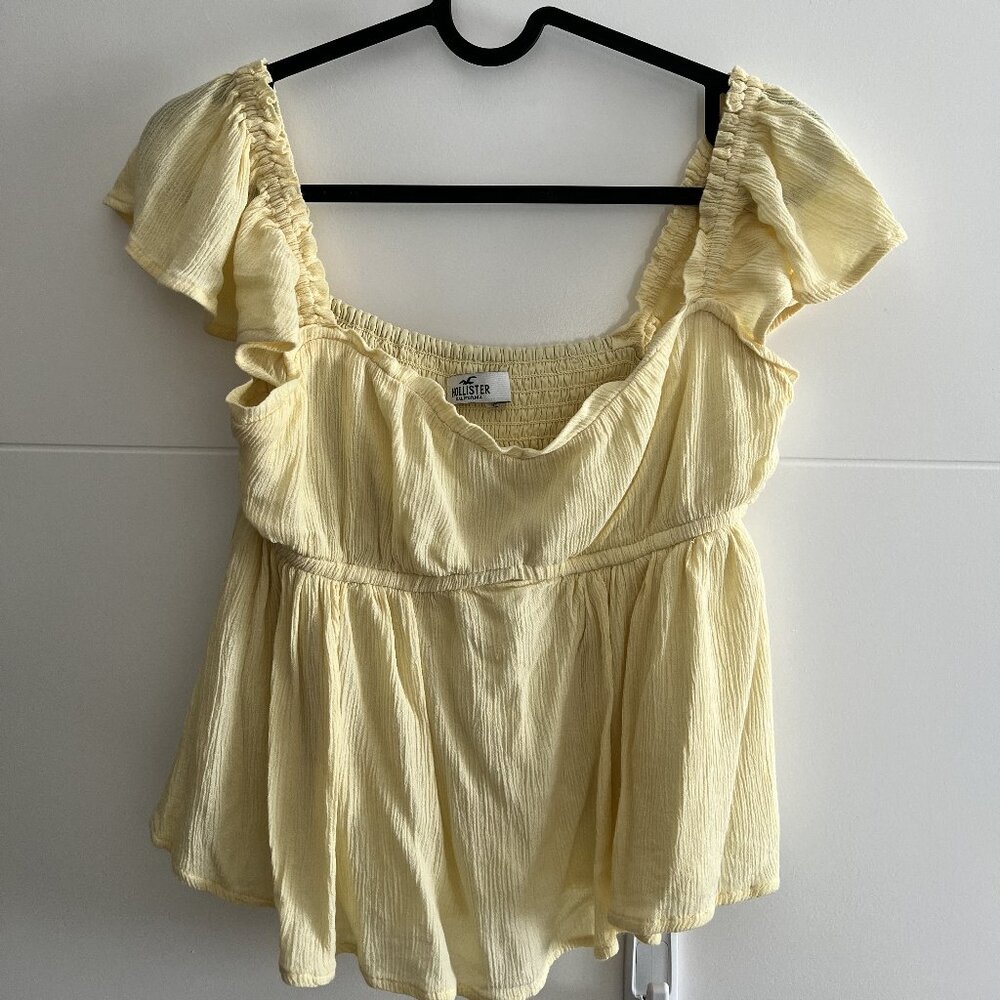 [NEW] Hollister Yellow Smocked Peplum Top